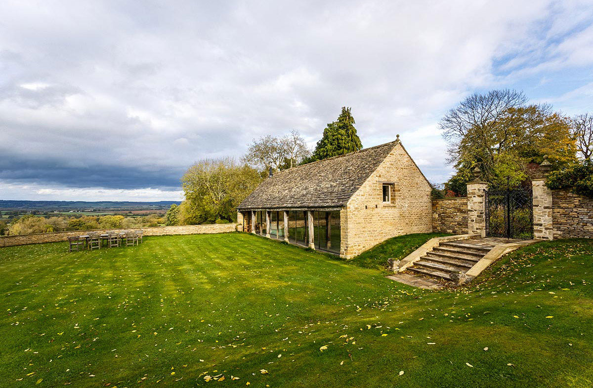 The-Manor-House-by-Rick-McEvoy-Photography-101017-004